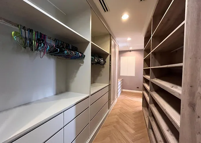 Villa Luxury 4br - 8 Mins To Thonglor Bts *