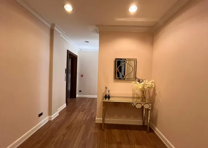 Luxury 4br - 8 Mins To Thonglor Bts Bangkok