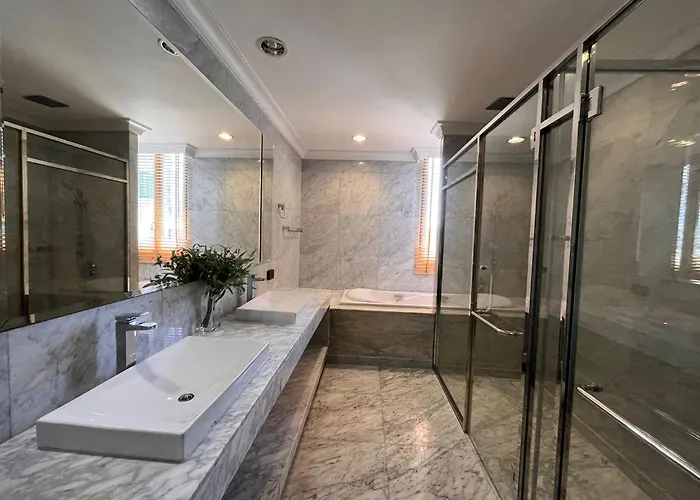 Luxury 4br - 8 Mins To Thonglor Bts Villa
