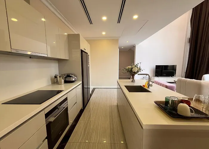 Luxury 4br - 8 Mins To Thonglor Bts Bangkok
