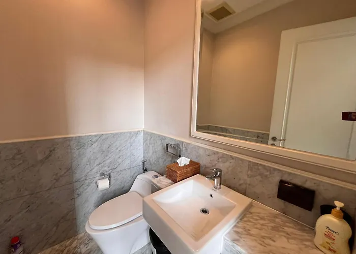 Luxury 4br - 8 Mins To Thonglor Bts Villa