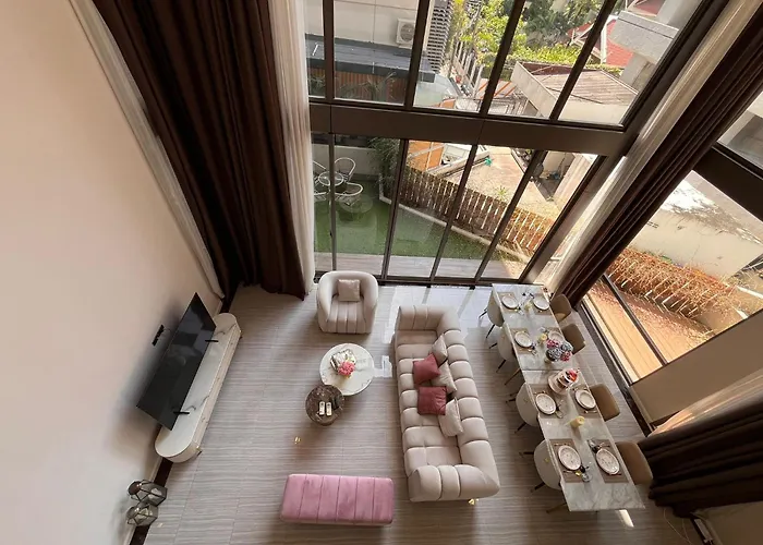 Luxury 4br - 8 Mins To Thonglor Bts Villa *