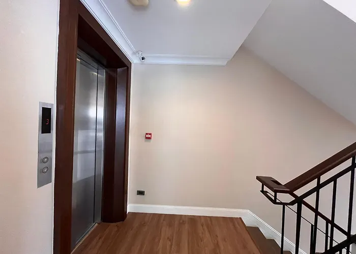 Luxury 4br - 8 Mins To Thonglor Bts Villa Bangkok