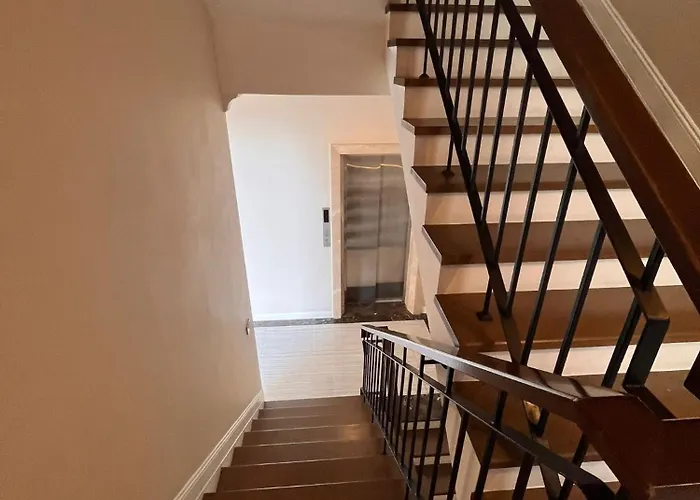 Luxury 4br - 8 Mins To Thonglor Bts Villa Bangkok